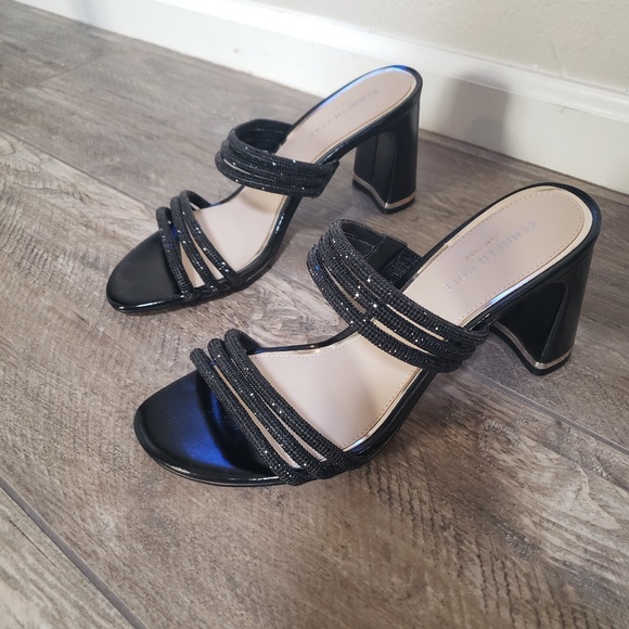 Kenneth Cole Amelia Flare Jewel Rhinestone Heeled Sandals - NWT - Picture 1 of 4